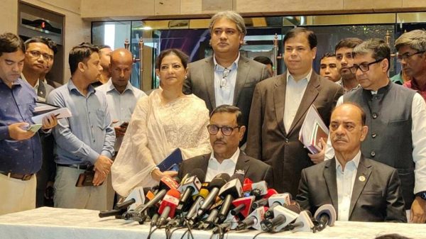 তত্ত্বাবধায়ক প্রশ্নে! মার্কিন প্রতিনিধিদল