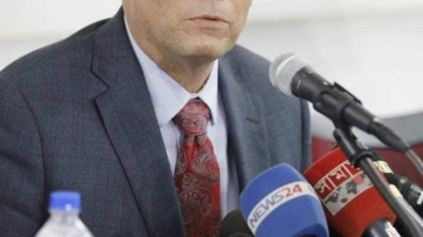 বাংলাদেশে নিযুক্ত মার্কিন যুক্তরাষ্ট্রের রাষ্ট্রদূত পিটার ডি হাস