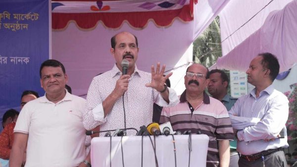 ঢাকা উত্তর সিটি কর্পোরেশনের মেয়র মোঃ আতিকুল ইসলাম