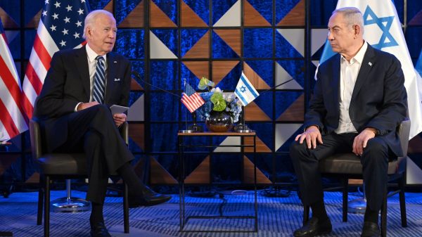 মার্কিন প্রেসিডেন্ট জো বাইডেন এবং ইসরায়েলি প্রধানমন্ত্রী বেঞ্জামিন নেতানিয়াহু