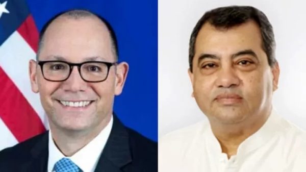 পিটার হাসের সঙ্গে দুই ঘণ্টার বৈঠকের