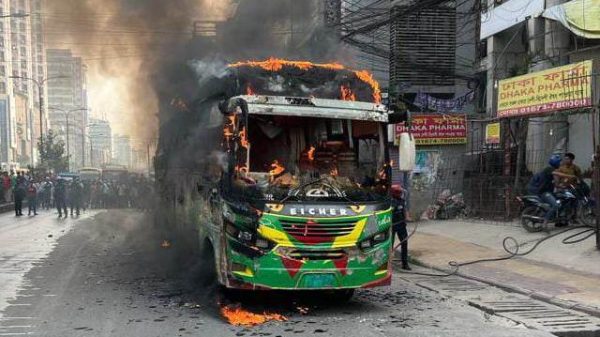 ২৮ অক্টোবর থেকে ৮ ডিসেম্বর ভোর ৬টা পর্যন্ত অগ্নিকাণ্ডে ২৬৩টি যানবাহন ও ১৫টি স্থাপনা ক্ষতিগ্রস্ত হয়েছে।