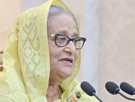 প্রধানমন্ত্রী শেখ হাসিনা ।