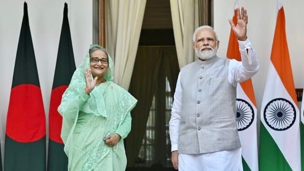 প্রধানমন্ত্রী শেখ হাসিনা ও প্রধানমন্ত্রী নরেন্দ্র মোদি।