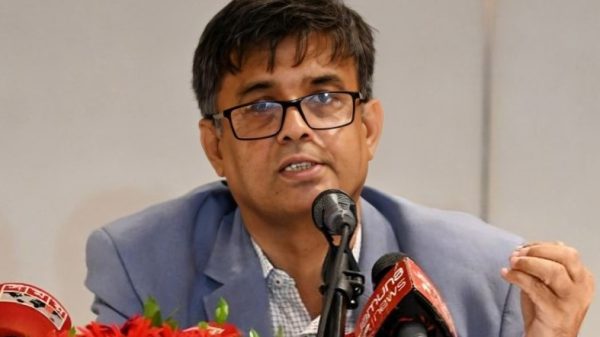 প্রধান উপদেষ্টার প্রেস সচিব শফিকুল আলম।