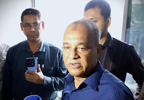 স্বরাষ্ট্র উপদেষ্টা লেফটেন্যান্ট জেনারেল (অব.) মো. জাহাঙ্গীর আলম চৌধুরী।