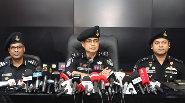 র‌্যাব মহাপরিচালক একেএম শহিদুর রহমান।