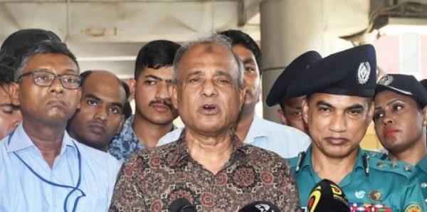 স্বরাষ্ট্র উপদেষ্টা লেফটেন্যান্ট জেনারেল (অব.) মো. জাহাঙ্গীর আলম চৌধুরী।