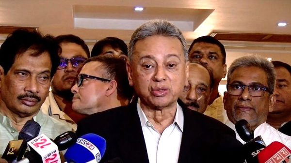 বিএনপির স্থায়ী কমিটির সদস্য আমীর খসরু মাহমুদ চৌধুরী।