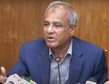 স্বরাষ্ট্র উপদেষ্টা অবসরপ্রাপ্ত লেফটেন্যান্ট জেনারেল মো. জাহাঙ্গীর আলম চৌধুরী।